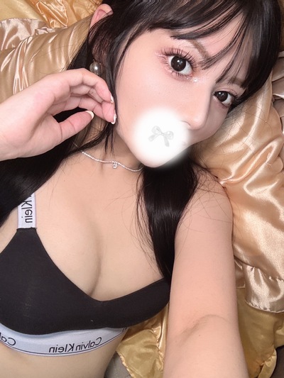 鈴木くびれさんの写真